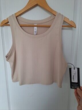 NWT Kyoden Women's Sleeveless Crop Tank Tapioca / Beige Nude M